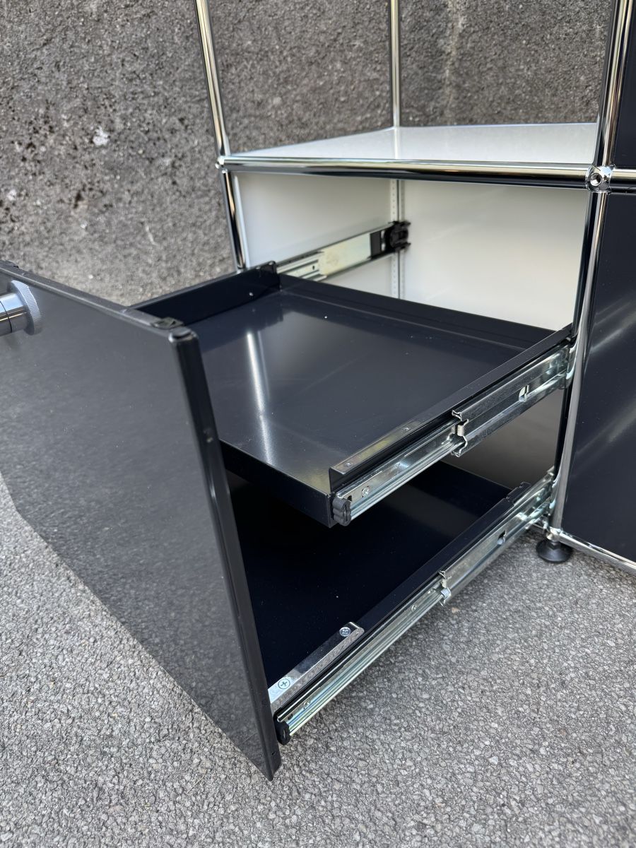 USM Cassettiere: USM Haller Sideboard schwarz/weiss – Usato da Rüti ZH venduto da ZdieKralle 6