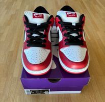 Nike SB Dunk Low “Chicago”  EU41/ UK7/ US8