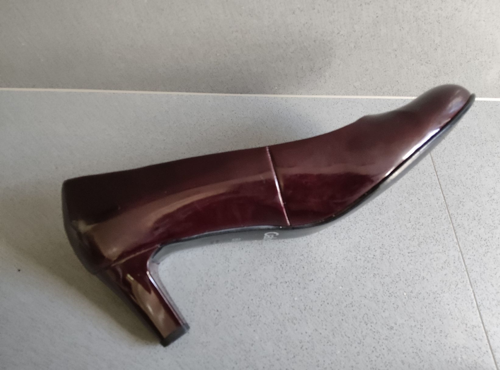 Gabor Scarpe da donna: GABOR PUMPS Gr. 40/ Bordeaux Lackleder – Nuovo (secondo la descrizione) da Minusio venduto da Todesca 3