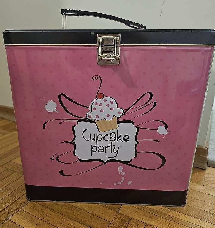 Küchengeräte: Cupcake Maker Retro – Gebraucht aus Uzwil von sousse73 3