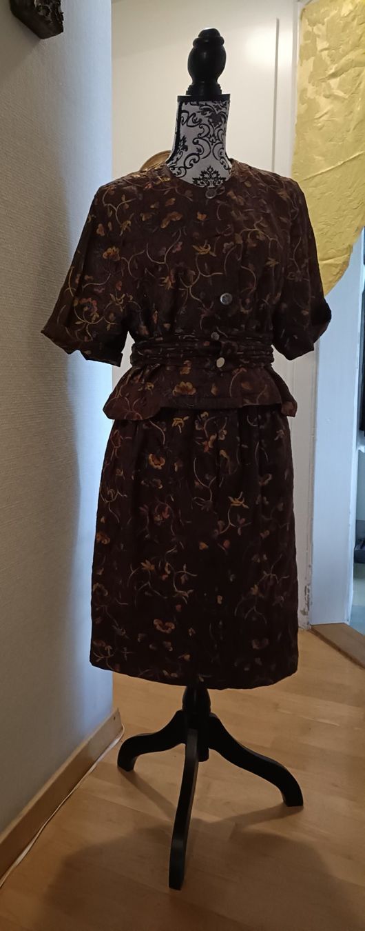 Max Mara Lotti di vestiti: Vintage Max Mara Zweiteiler – Usato da Schaffhausen venduto da sim_j822