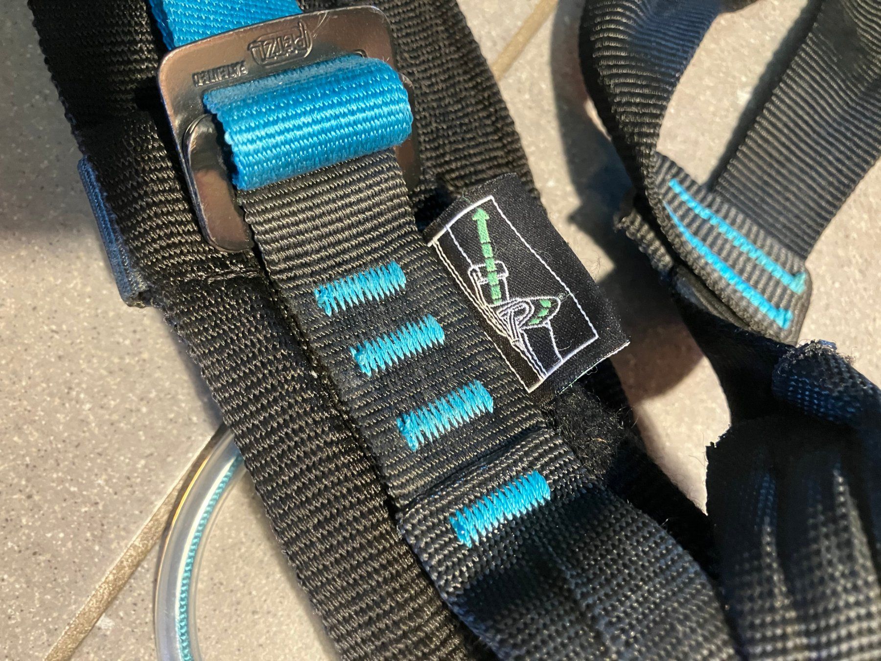 Petzl Attrezzatura da arrampicata: Klettergurt Petzl Alfa Grösse M – Usato da Winznau venduto da gugi2009 2