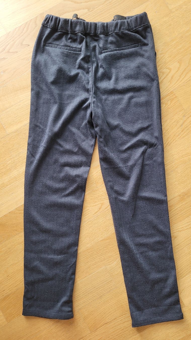 Vertbaudet Pantalons: Kinderhose Vertbaudet gr.152 – D'occasion à Winkel par Madziacz 1