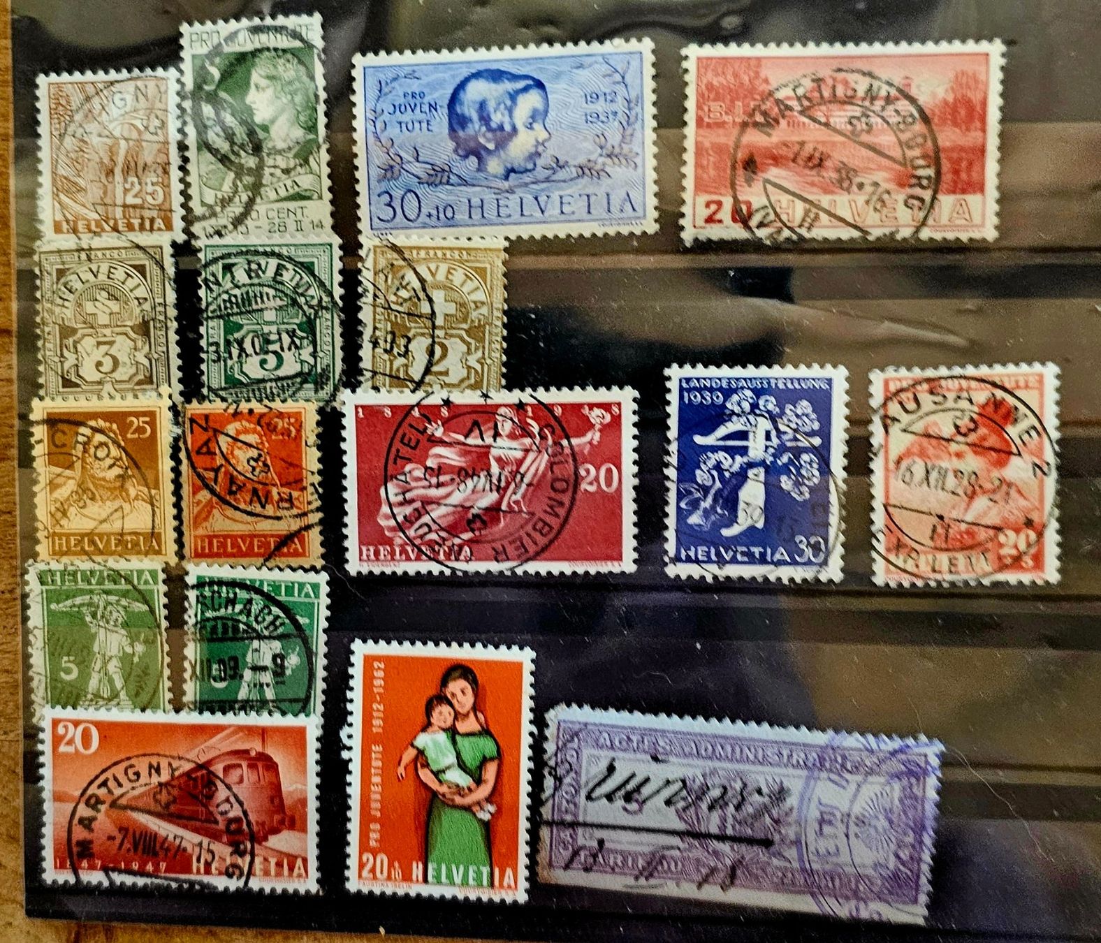 Tutti i francobolli: Schweiz - versch.  alte Marken – Usato da Les Valettes venduto da Nuba1