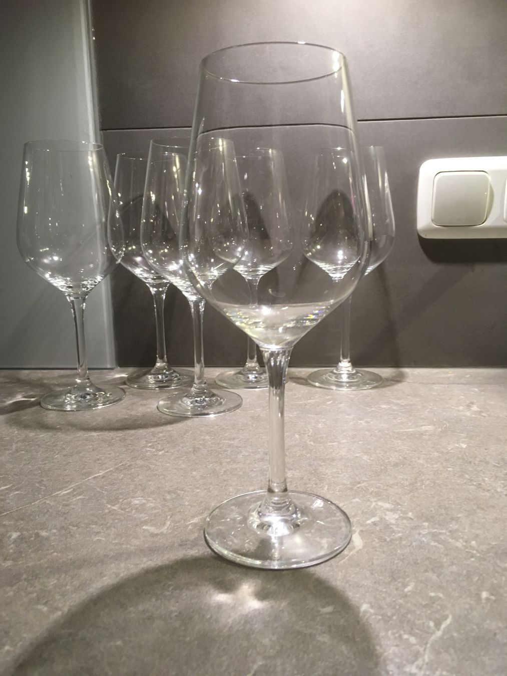 Bicchieri: 6 elegante Weingläser, neuwertig – Nuovo (secondo la descrizione) da Gächlingen venduto da Tara_devi 1