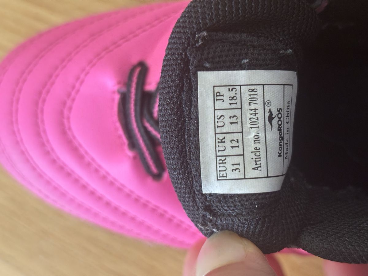 Schuhe für Mädchen: Hallenschuhe Kangaroos – Gebraucht aus Meggen von oermdsch 2