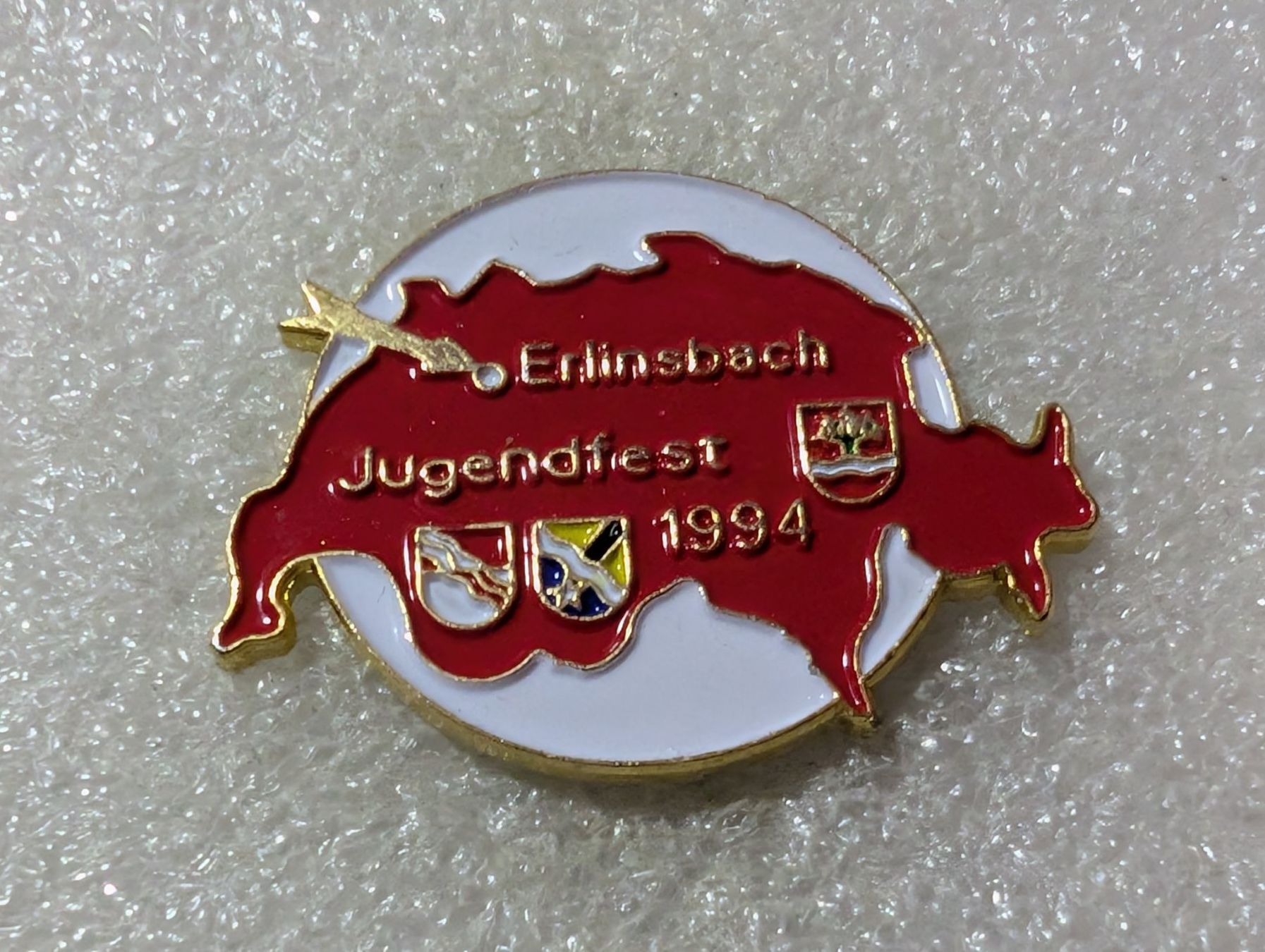 Plaketten & Abzeichen: Ansteckpin 3: Jugendfest Erlinsbach 1994 – Gebraucht aus Oppligen von Pin-Fall-Shop
