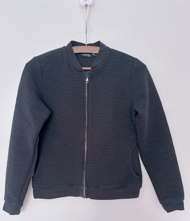 Jacke Sweatjacke schwarz gerippt modern leicht