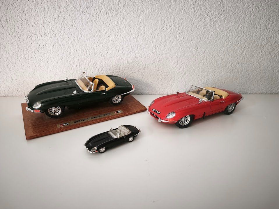 Jaguar Modellini d'auto: 3x Modellauto Jaguar E-Type Cabriolet Corgi Bburago 1961 – Usato da Toffen venduto da Immo-Erben
