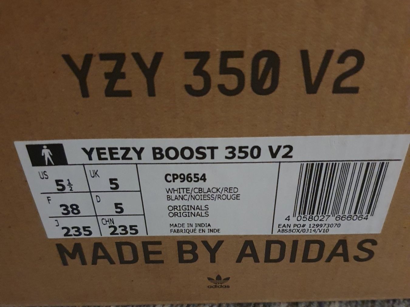 Adidas Scarpe da donna: Yeezy Boost 350 V2 "Zebra" EU38/US5.5 – Usato da Steffisburg venduto da MyTick 5