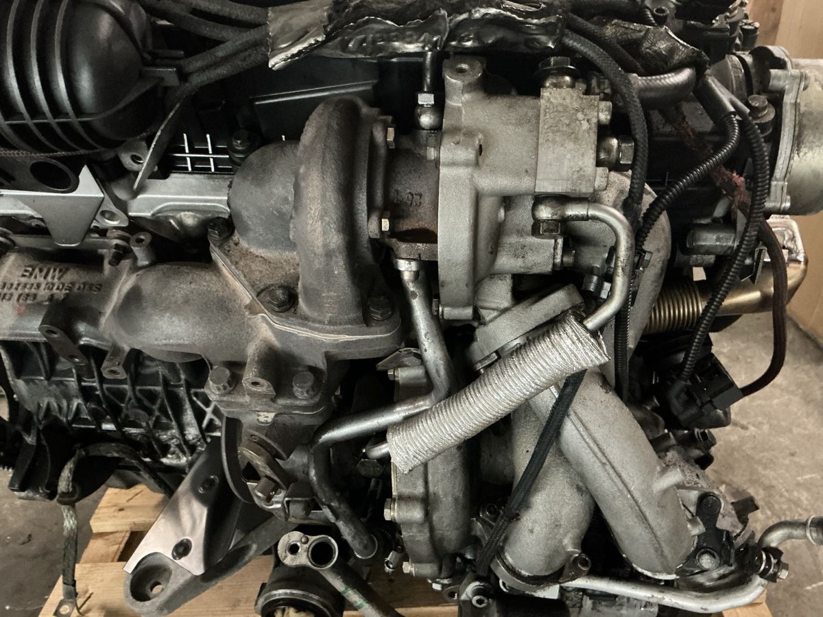BMW Tutti pezzi di ricambio auto: BMW X3 3.0 sd 2006 Motor – Usato da Schlossrued venduto da Mtimbo7 3