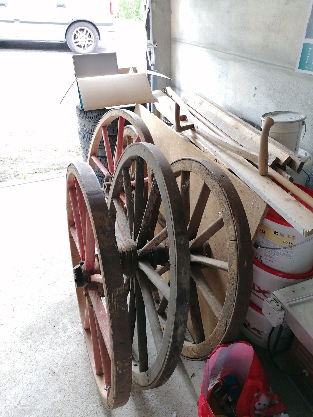 Tutte le decorazioni: Kutschenräder Holz Metall – Usato da Trubschachen venduto da Nevs81 4