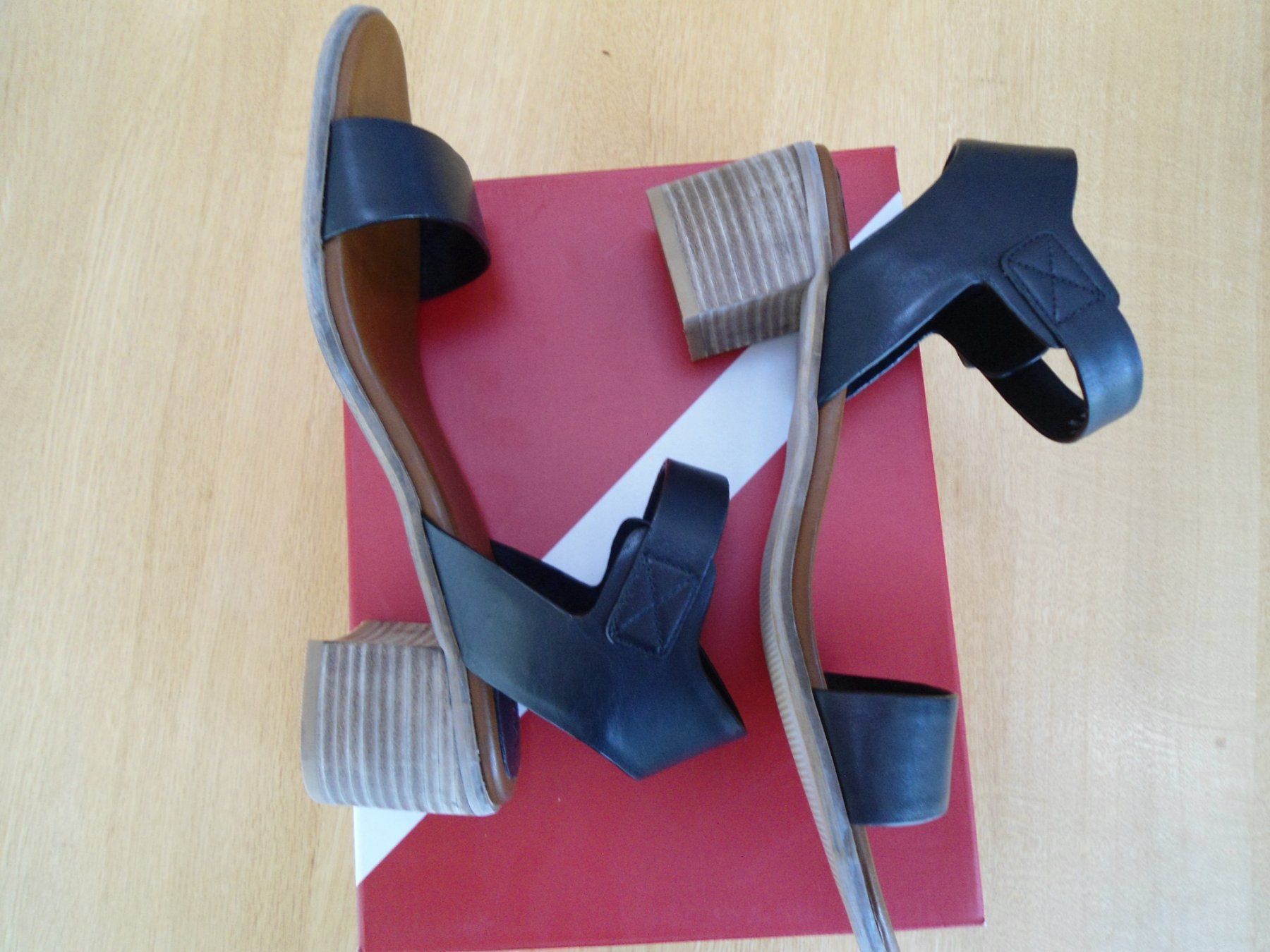 Kickers Scarpe da donna: Sandales Kickers, t. 41, noires – Nuovo (secondo la descrizione) da Essert FR venduto da Boulous 2