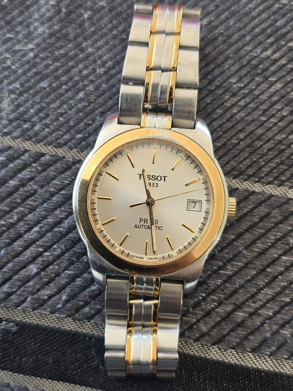 Tissot Montres: Tissot PR 50 Automatic Uhr  – D'occasion à Spreitenbach par Je_3011
