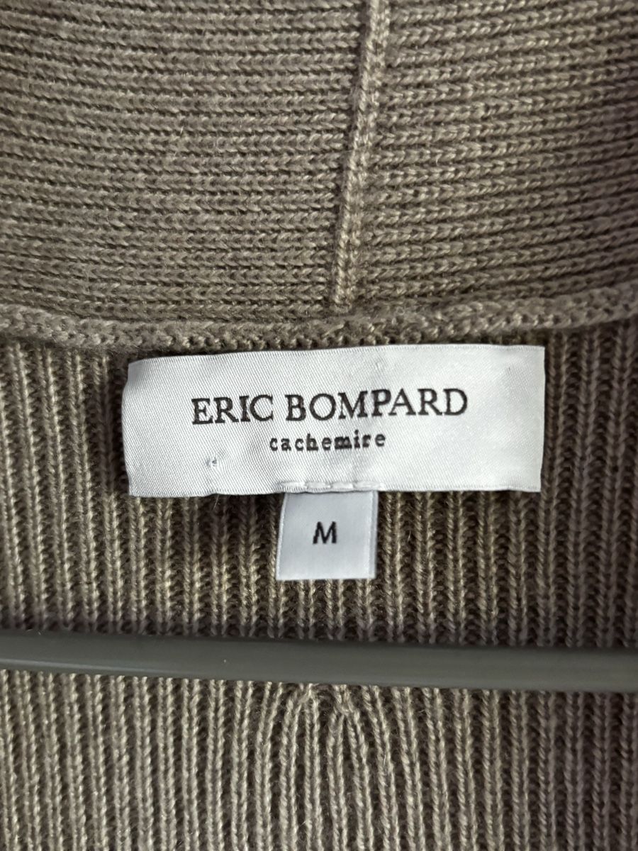 Gilets & Westen: Cardigan Eric Bompard cachemire et soie, taille M – Gebraucht aus Vésenaz von dri_rc9f