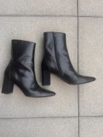 Escada Stiefeletten schwarz Leder Grösse 37 guter Zustand
