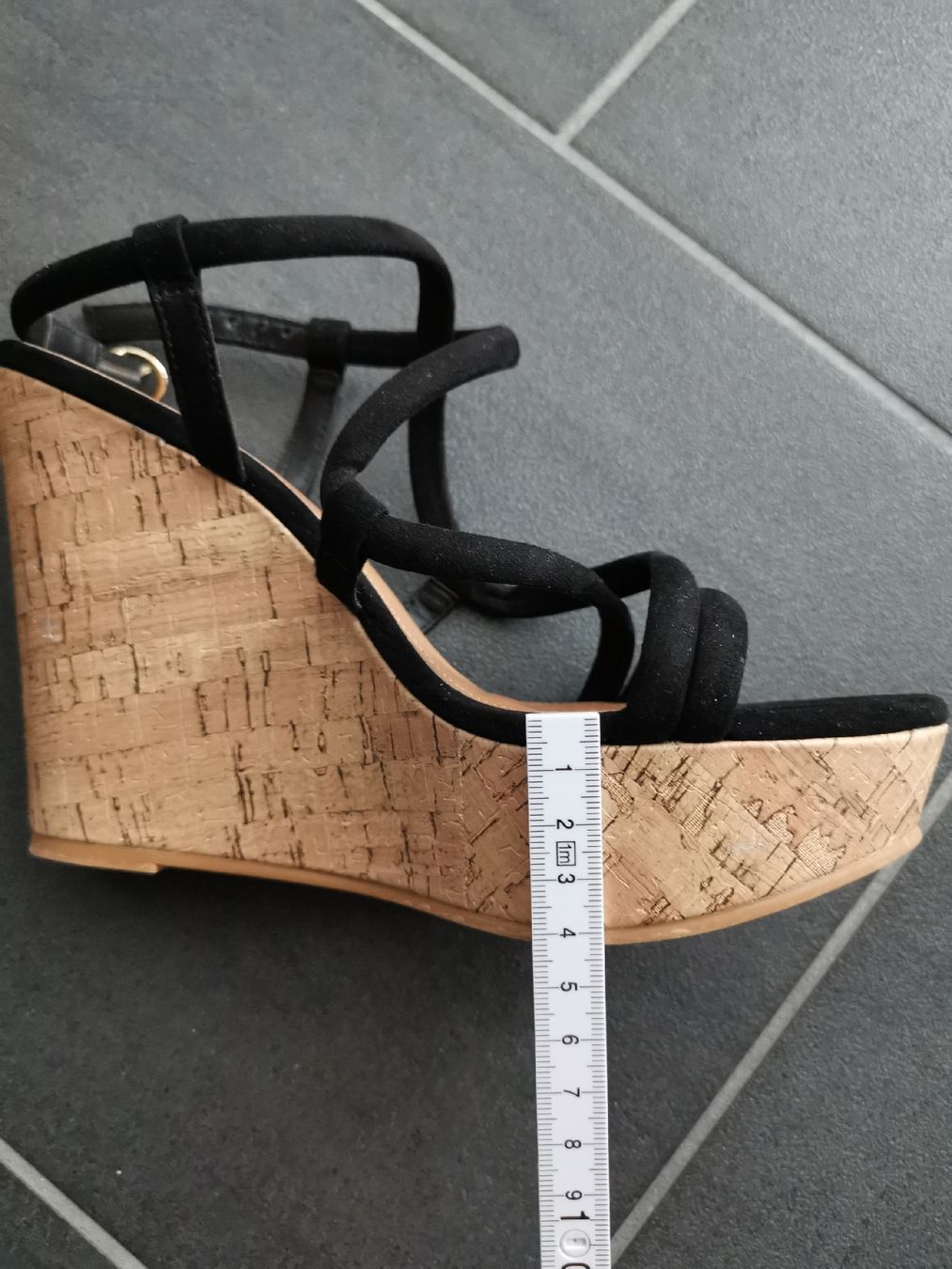 H&M Scarpe da donna: Keilsandalen – Nuovo e nell'imballaggio originale da Matzendorf venduto da hauli2 4