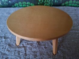 Hübscher, Vintage Tisch aus Holz fürs Puppenhaus