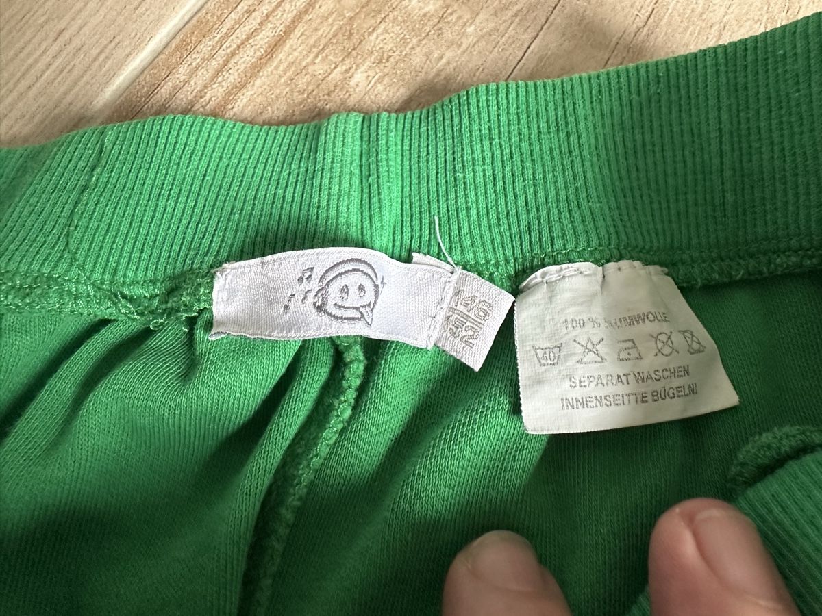 Pantalons: Schwiizergoofe Trainerhose Gr. 146/152 – D'occasion à Rudolfstetten par Joyw 2