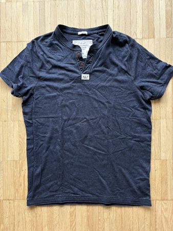 Abercrombie & Fitch “Muscle”TShirt XL