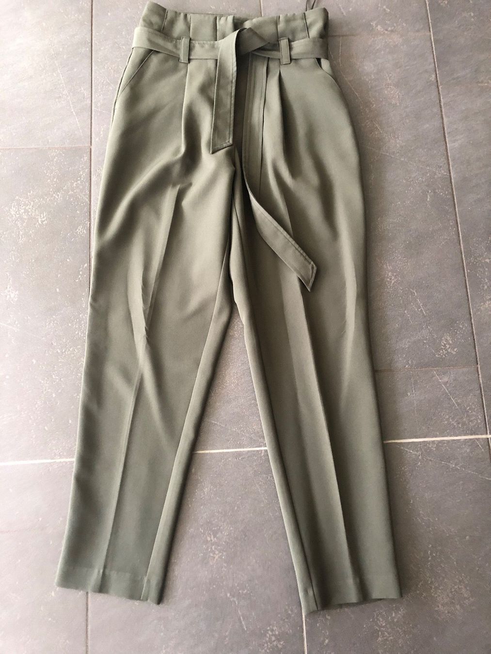 New Look Pantaloni: Hose - New Look - Grösse 34 – Nuovo (secondo la descrizione) da Oberuzwil venduto da jabano