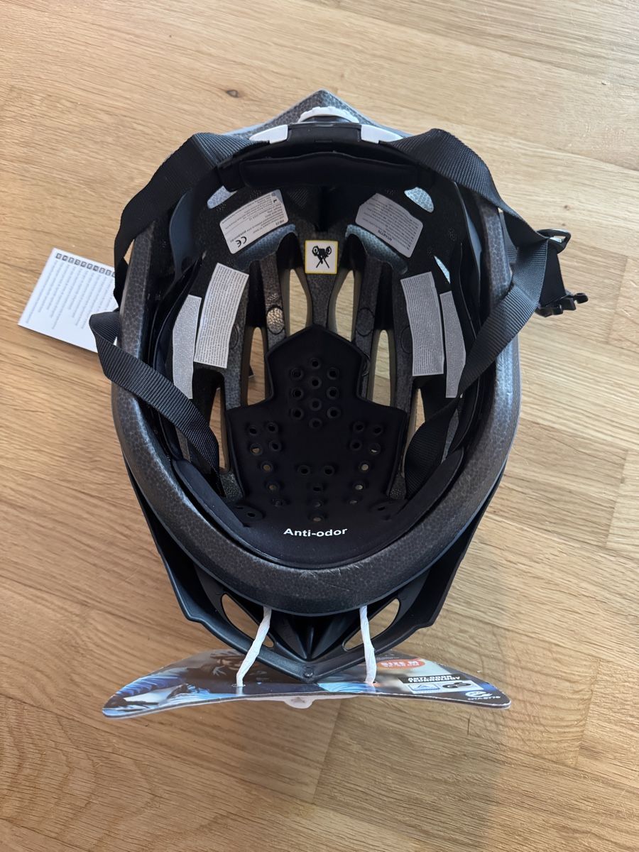 Casques: Velohelm – Neuf avec emballage d'origine à Lenzburg par Li-Lo 1