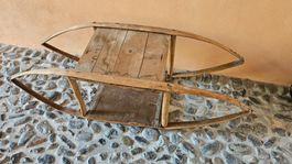 Antico scaldaletto in legno chiaro