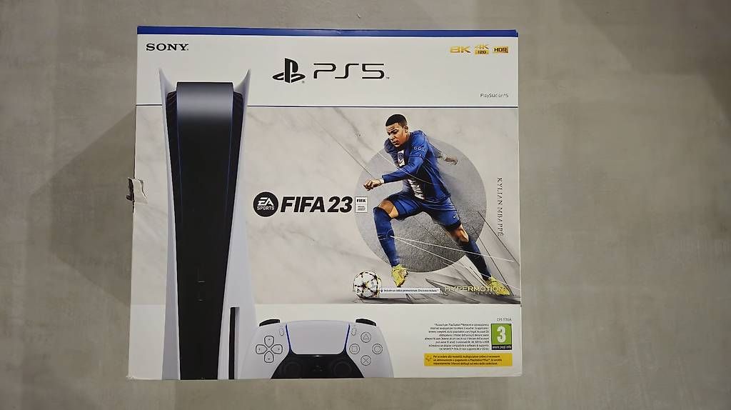 Consoles: PS5 + controller + giochi  – D'occasion à Bellinzona par dar_fyq9