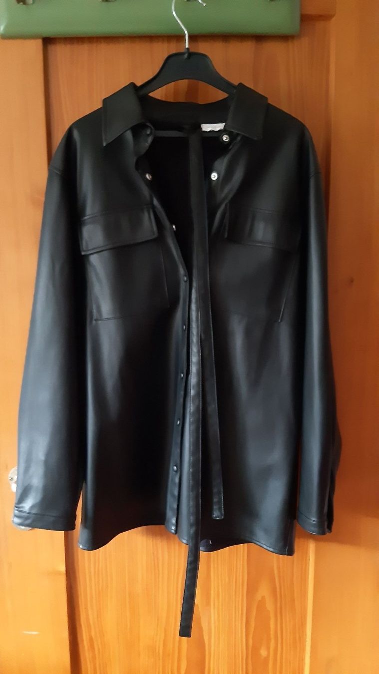 Vila Giacche: Jacke / Hemd Kunstleder Vila – Nuovo (secondo la descrizione) da Engelberg venduto da ollinseaotter 5