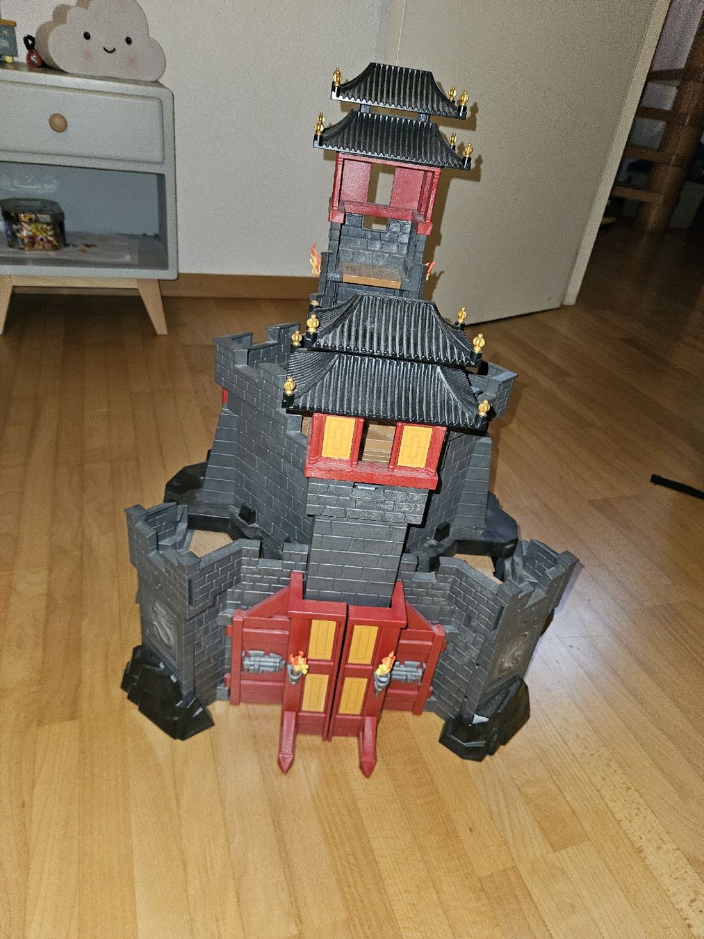 Giocattoli: Château playmobile – Usato da Choëx venduto da nicoo1 1