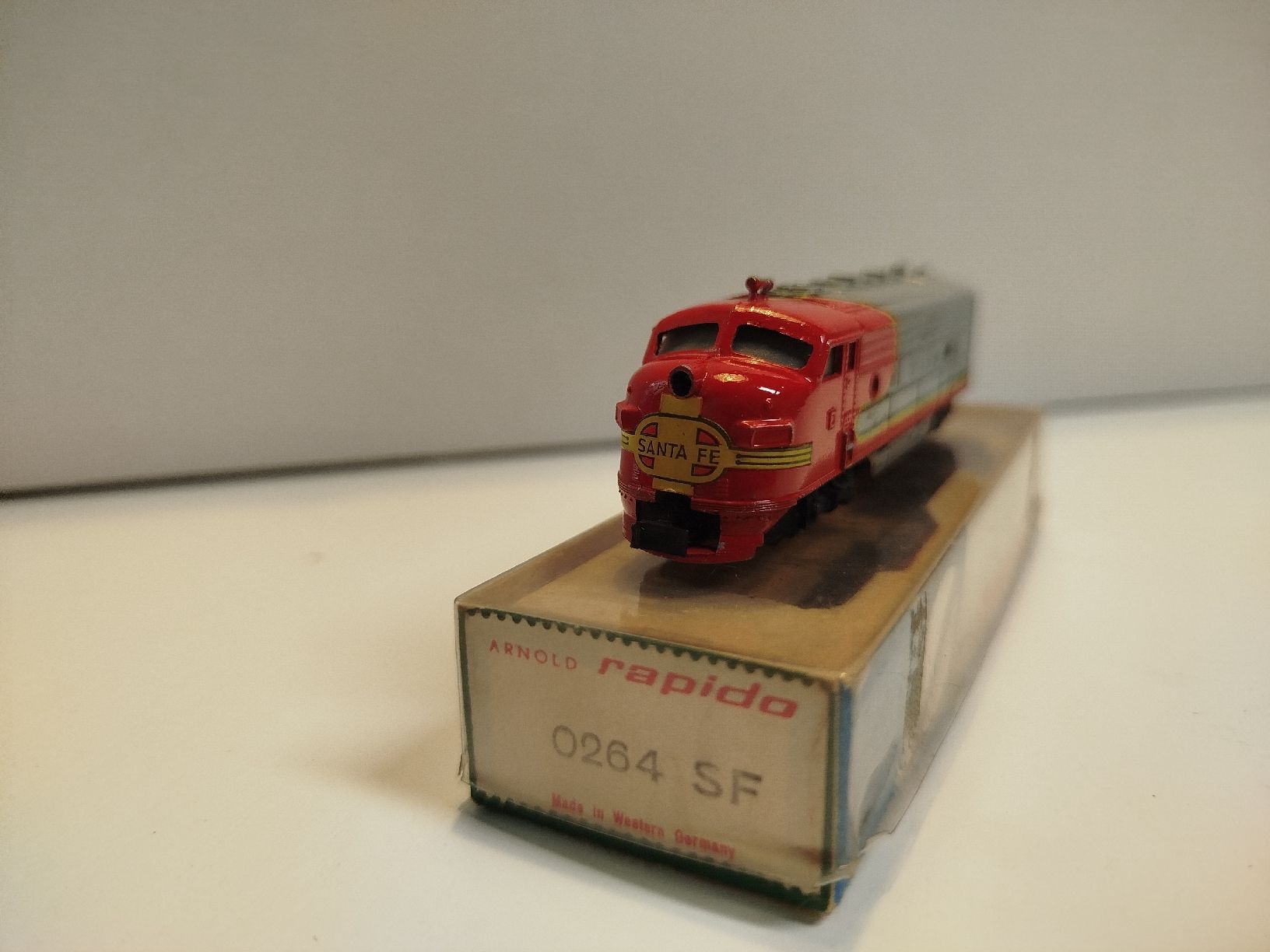 Arnold Trains électriques: Arnold Rapido 0264 SF – D'occasion à Laconnex par Alarman