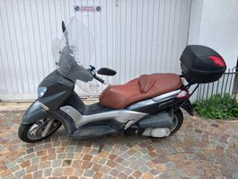 Roller Yamaha VP250 X-City