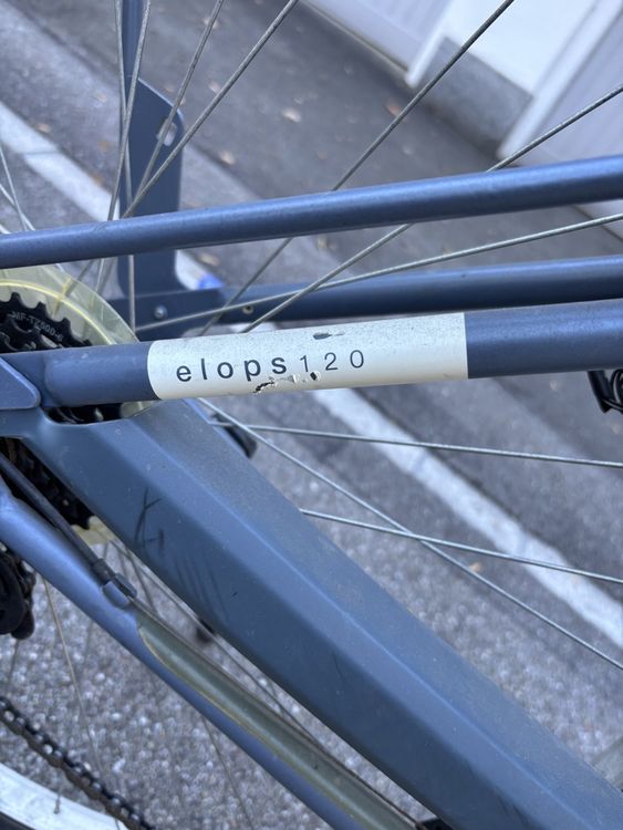 btwin Elops 120 City Bike Basket Rack with bottle dynamo (D