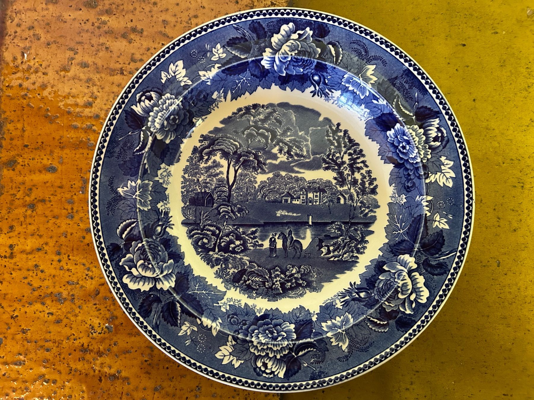 Wedgwood Piatti: Antiker Wedgwood Teller, Kollektion "Landscape" – Nuovo (secondo la descrizione) da Grindelwald venduto da X-MOUNTAINS