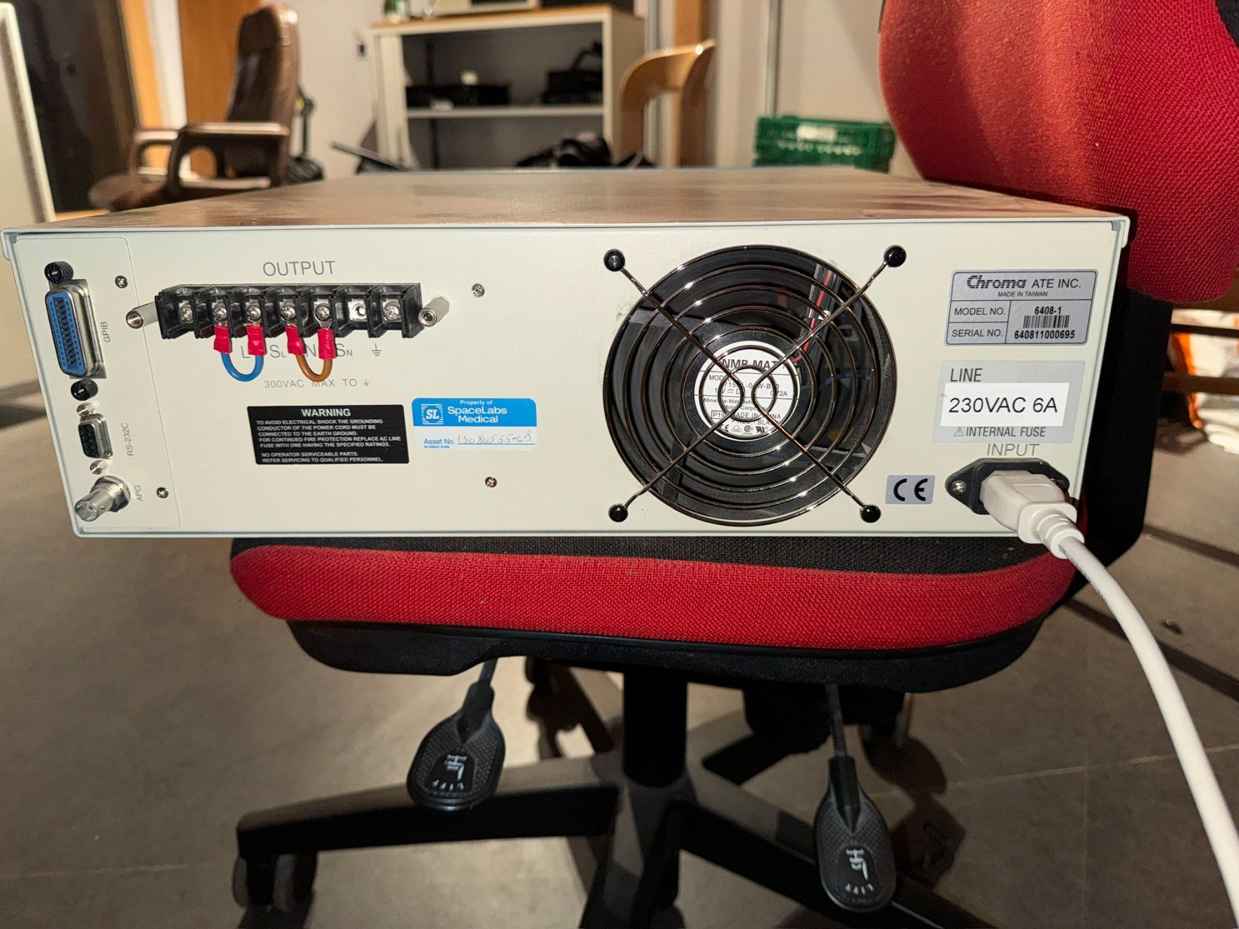 Mesurer: Chroma Programmable AC Source Model 6408 – D'occasion à Hörhausen par SevenTimesSix 6
