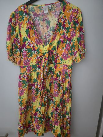 Kleid Y.A.S Blumenmuster Gelb Grösse S neu