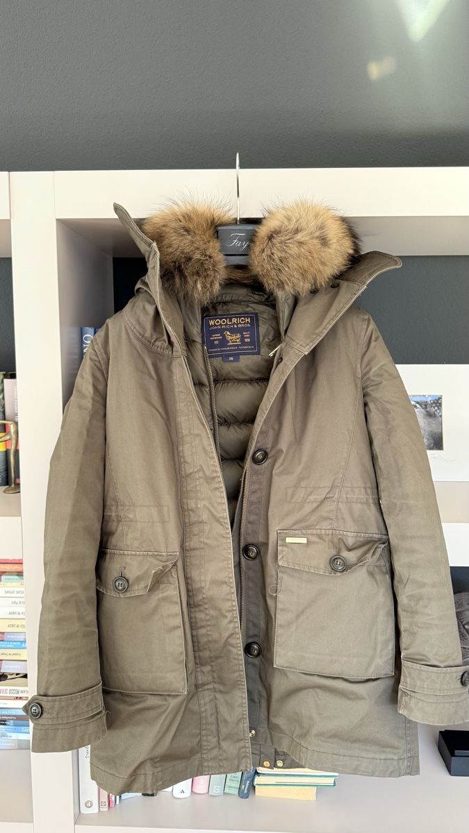 Woolrich Mäntel: Woolrich Winterjacke, Parka-Stil – Gebraucht aus Küsnacht von cri_ngg5