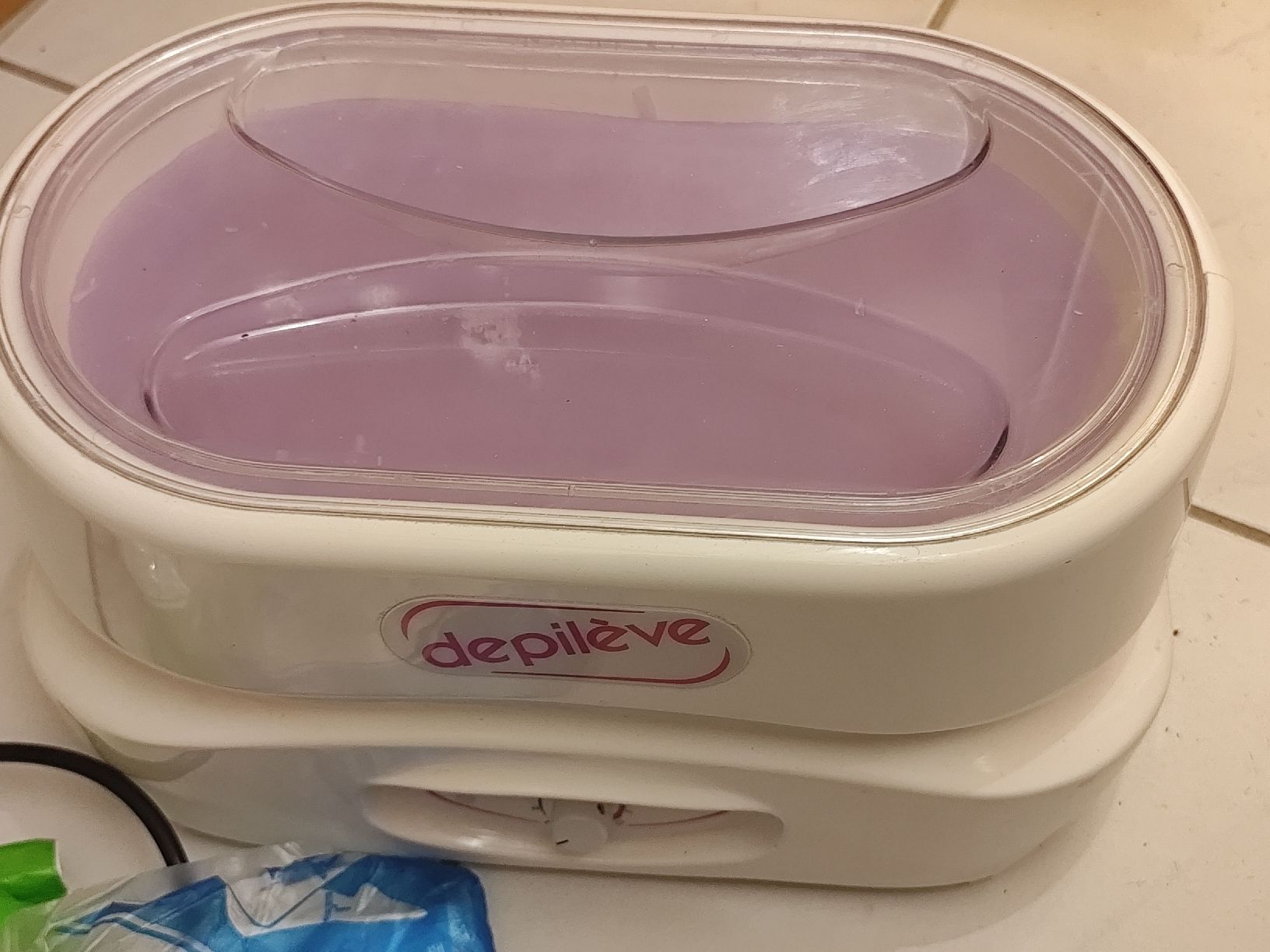Altro per la cura del corpo: Paraffin Bad Depileve Modell  – Usato da Rorbas venduto da internet28