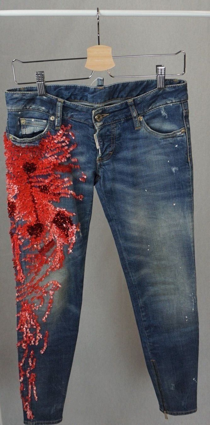 Jeans: Dsquared2 Jeans Rote Pailletten Gr. 34 – Usato da Oberglatt ZH venduto da Hero1512