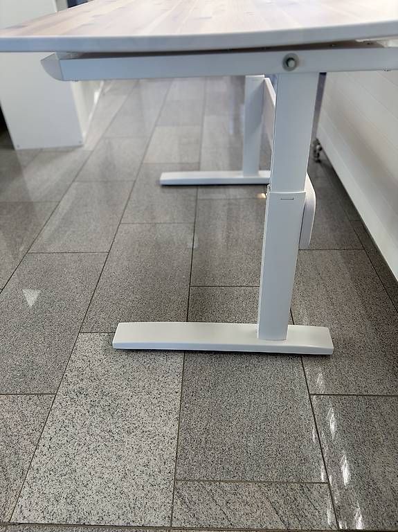 Scrivanie: FLEXA Schreibtisch – Usato da Stein venduto da carbor 3