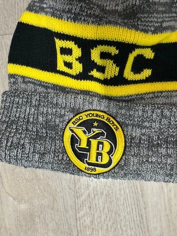 Hüte, Mützen & Caps: New Era BSC Young Boys Winter Beanie – Gebraucht aus Bellinzona von LA-ropa-de-Juan 3