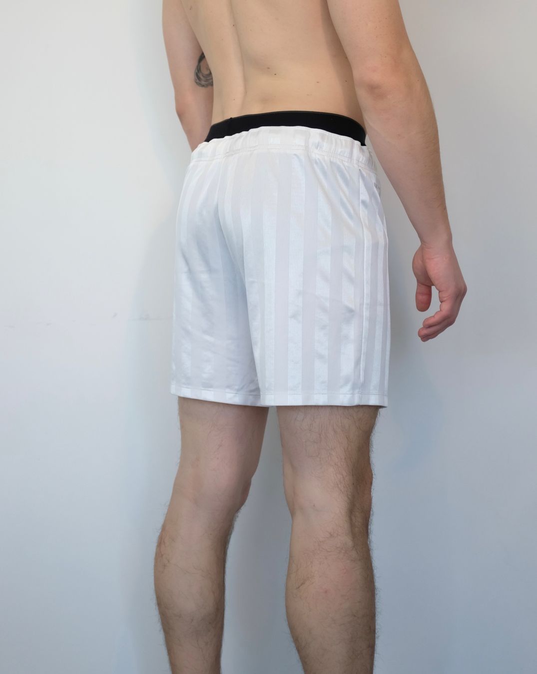 Nike Pantaloni: Nike Shorts Weiss Gr. M – Usato da Uetikon am See venduto da Arthur.s 2