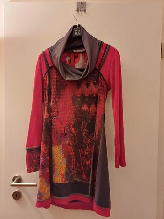 Robe, Frédéric Sabatier, taille 40(44 italien)