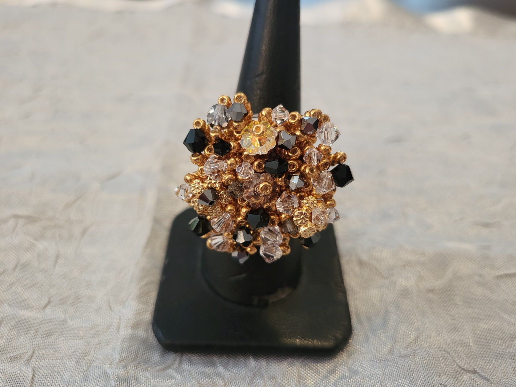 Anelli: Handgemachte swarovski perlen ring – Nuovo (secondo la descrizione) da Dietikon venduto da Eleda
