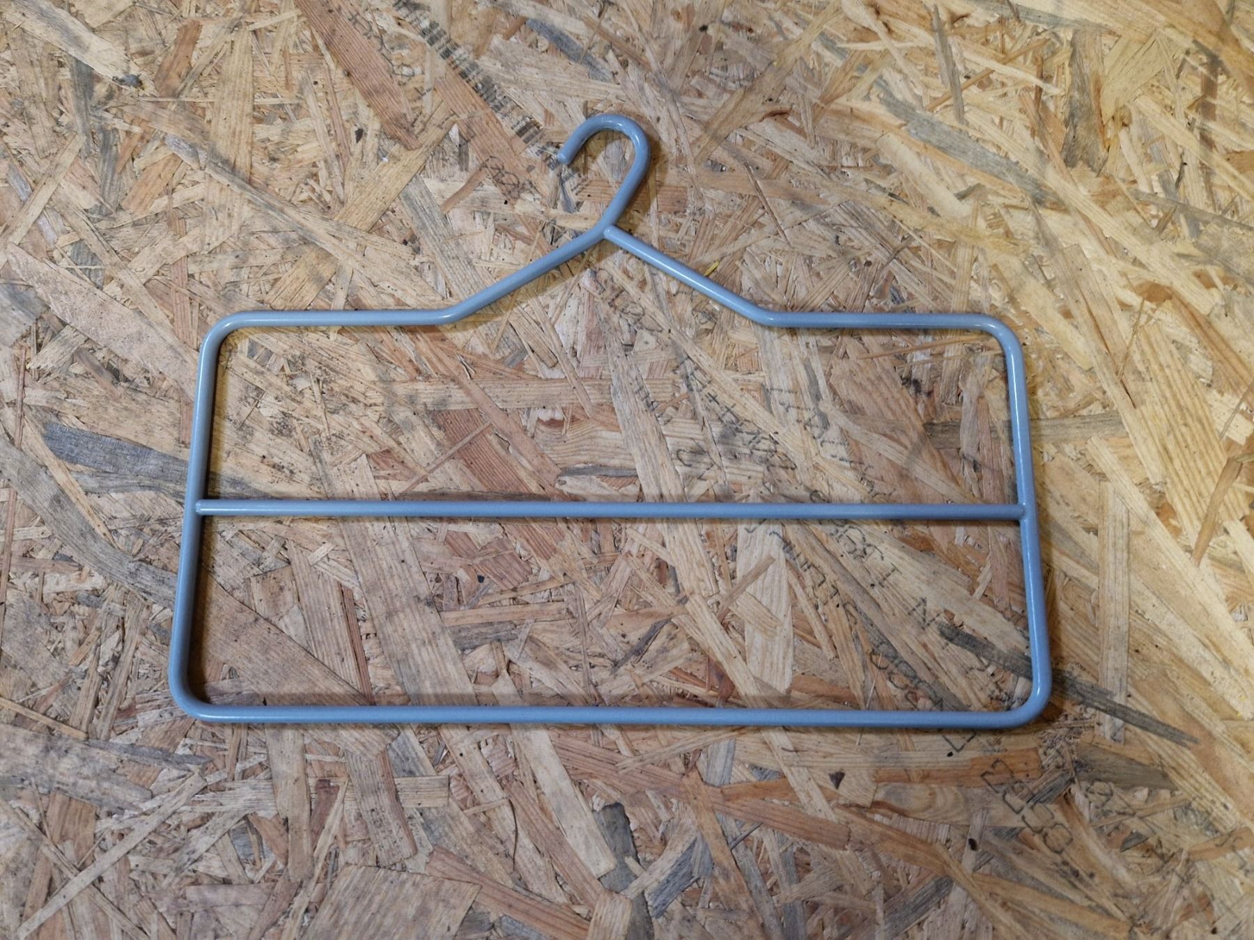 Appendiabiti: Kleiderbügel Metall – Usato da Gampelen venduto da Schmidi887