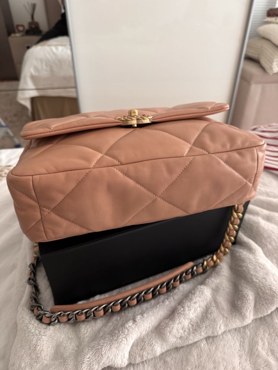 Chanel Borse da donna: Chanel 19 Tasche NEU – Nuovo (secondo la descrizione) da Zürich venduto da NNK28 5