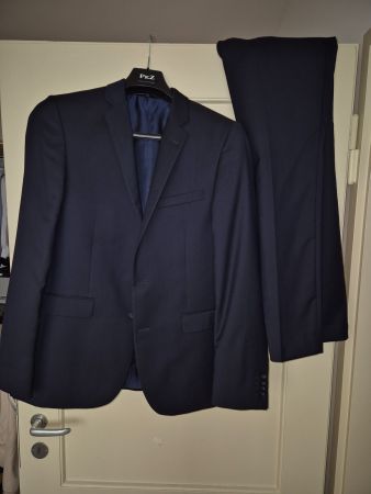 Paul Kehl Slim Fit two-piece navy suit