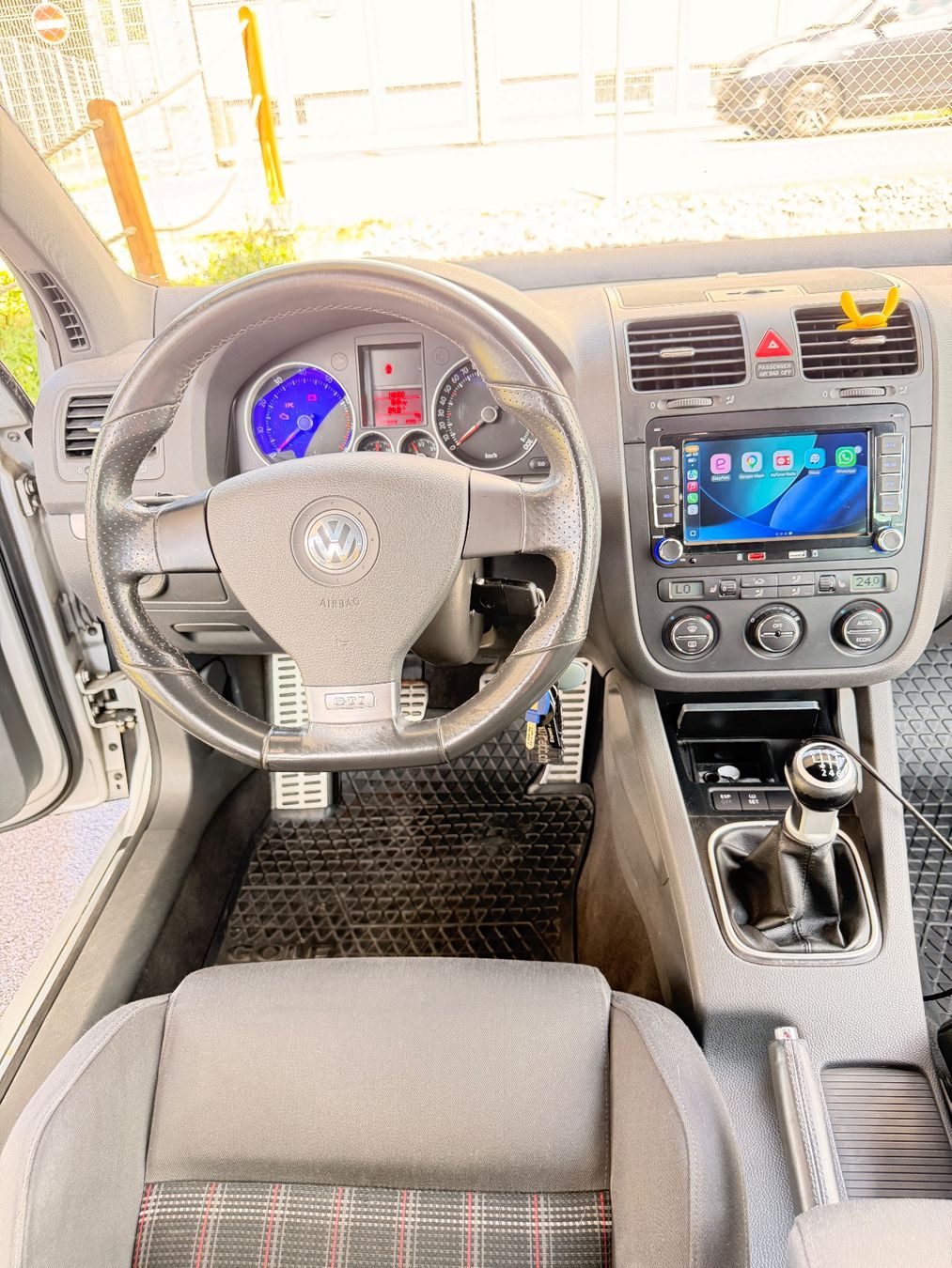 VW Automobili: VW Golf 5 GTI – Usato da Uebeschi venduto da snow-sports 6
