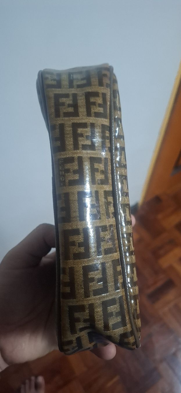 Fendi Borse da donna: Fendi Shoulder Bag Zucca Pattern Brown Used Condition – Usato da Wallisellen venduto da joe_w8ns 5