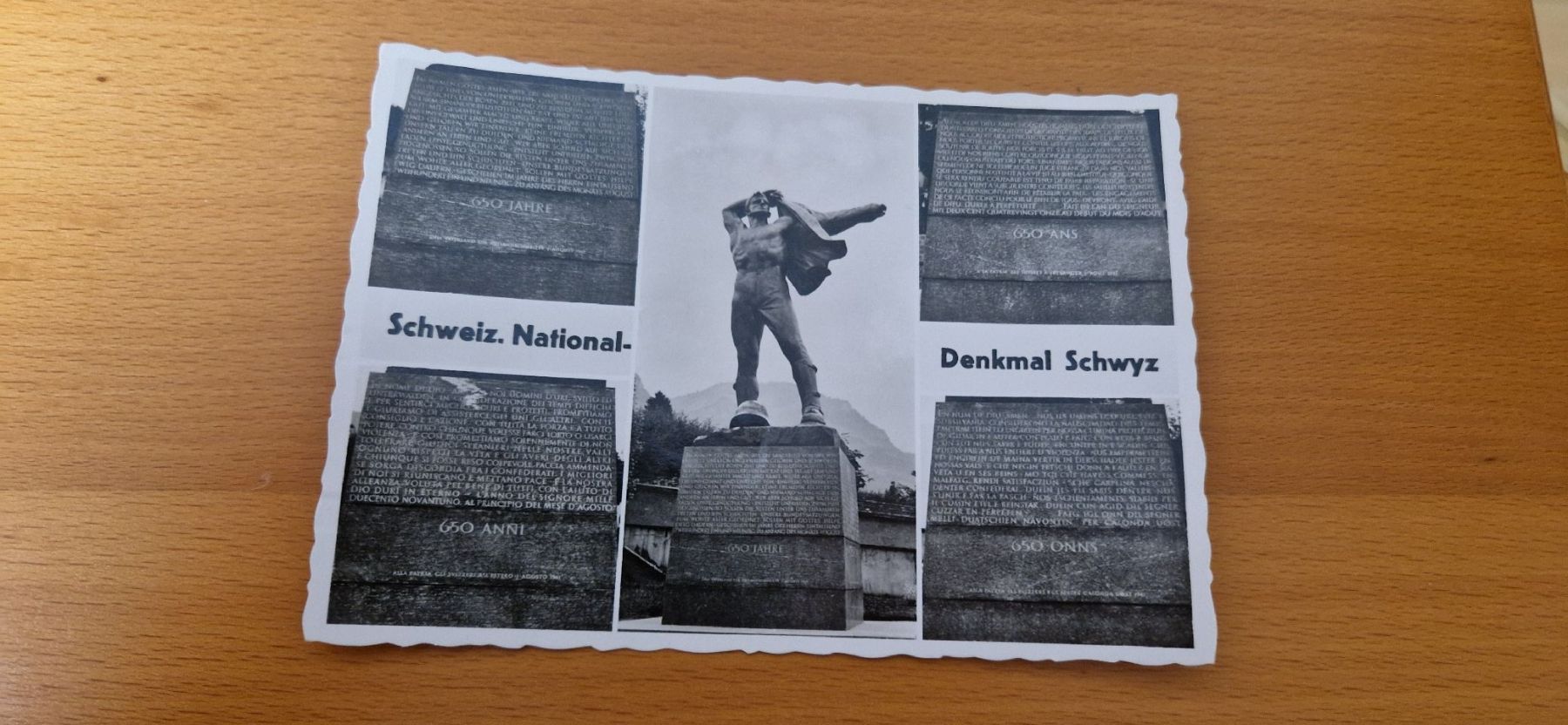 Cartoline postali: Ansichtskarte Schweiz. National-Denkmal Schwyz – Usato da Rekingen venduto da Rolimue